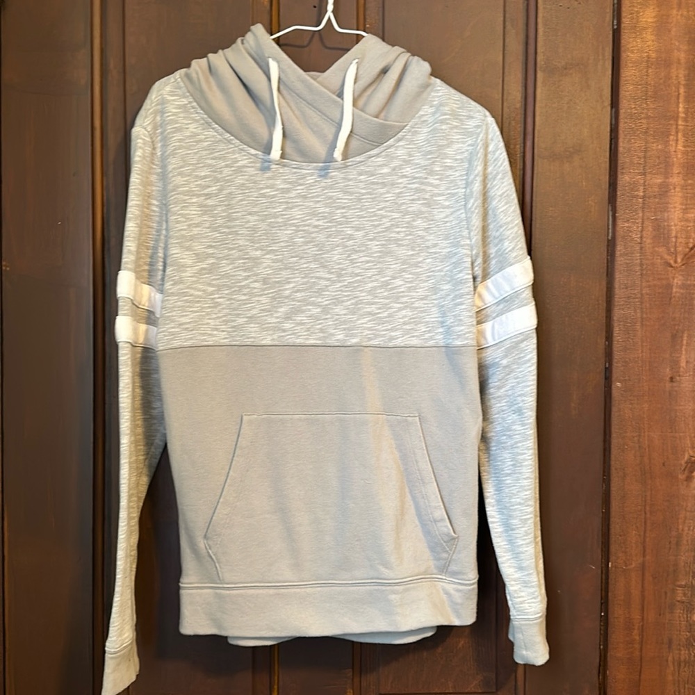 VS PINK COLORBLOCK HOODIE